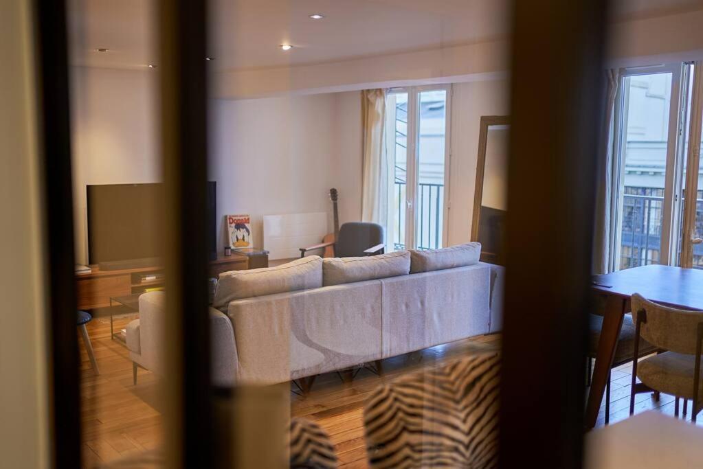 Magnifique Appartement, Vue Grand Rex Parigi